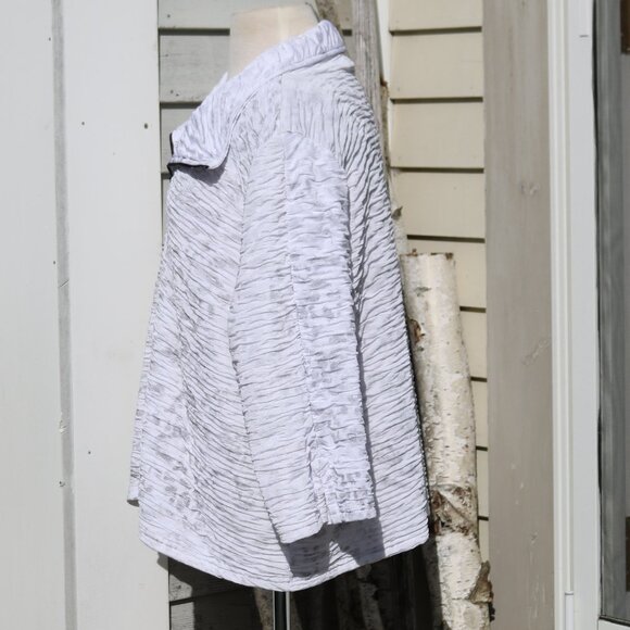 Artex Fashions Plus Size White w Silver Metallic Ribbed Knit Zip Jacket Sz 3X - Picture 3 of 6